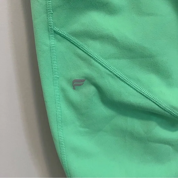 NWT Fabletics Power Hold High Waist Capri Leggings Mint Green - Picture 6 of 11